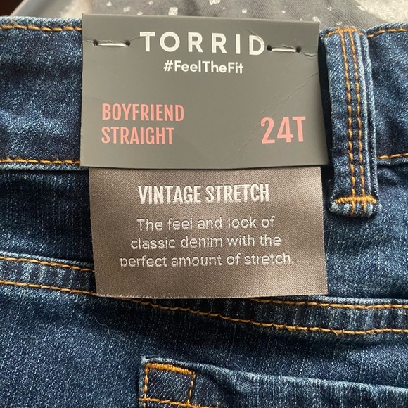 Torrid Vintage Boyfriend Straight Jeans Size 24 Tall - Picture 5 of 6